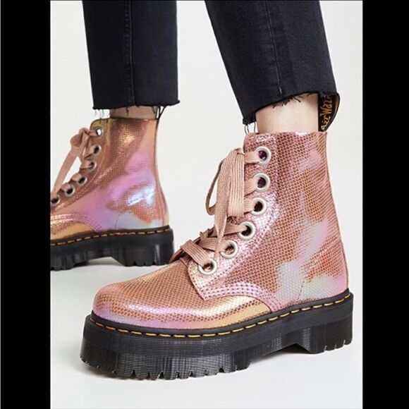 Dr. Martens Molly Pink Iridescent Leather Platform Boot Chrome Mermaid Scale 7US - Picture 1 of 8